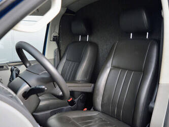 2012-volkswagen-transporter-2-0tdi-1465010-47966888
