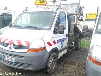 2010-renault-master-1465063-47977837