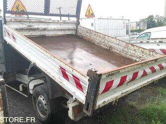 2010-renault-master-1465063-47977839