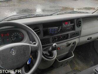 2010-renault-master-1465063-47977848