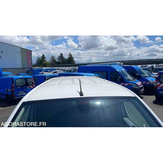 2016 Peugeot Expert-47977925