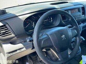 2016-peugeot-expert-1465065-47977926