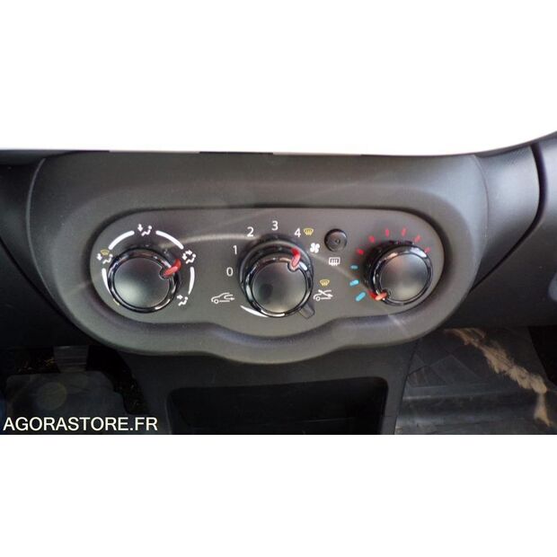 2018 رينو Twingo-47977976