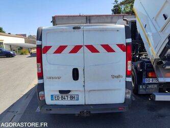 2008-renault-trafic-1465070-47978072