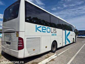 2010-mercedes-benz-tourismo-1465071-47978100