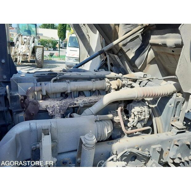 2004 رينو Midlum-47978346