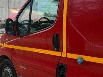 2013-renault-trafic-1464584-47978438
