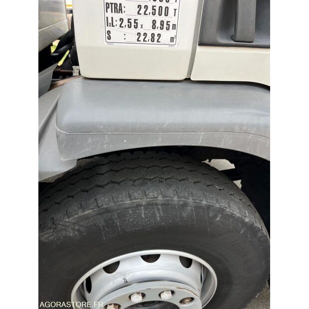 2015 Renault D WIDE-47978488