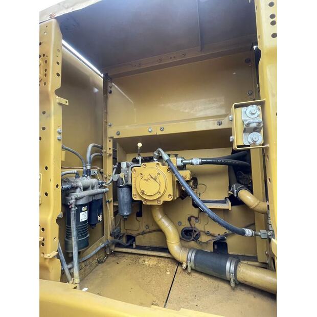 2025 Caterpillar 320GC-47982041