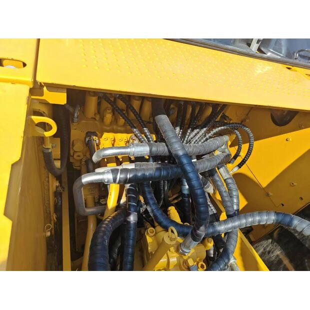 2025 Caterpillar 323DL-47982213