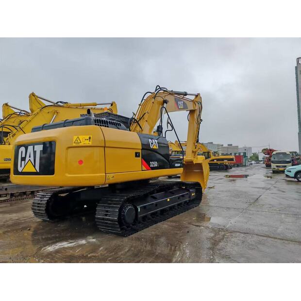 2025 Caterpillar 325D-47982418