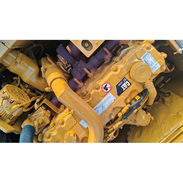 2025 Caterpillar 325D-47982424