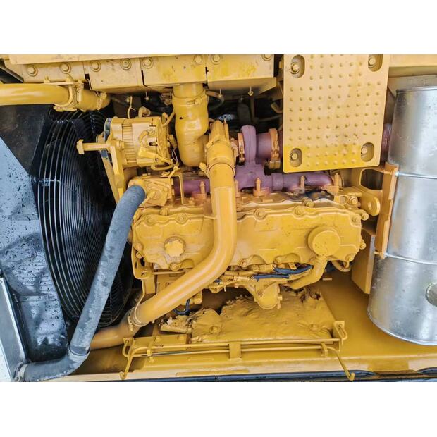 2025 Caterpillar 325D-47982435