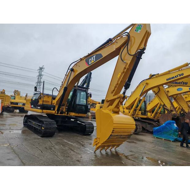2025 Caterpillar 325D-47982437