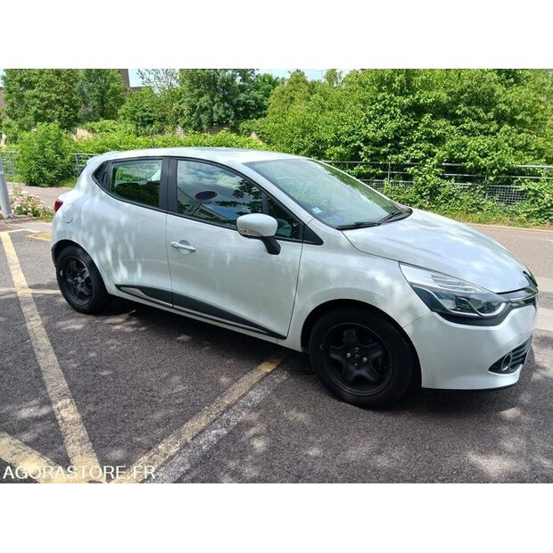 2016 رينو Clio-47993293