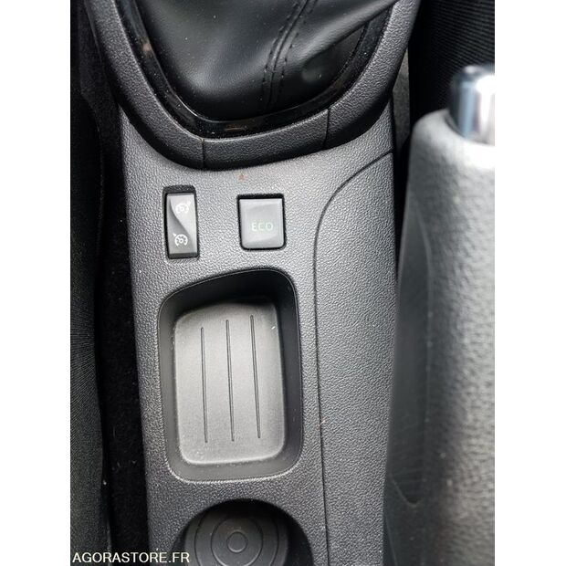 2016 رينو Clio-47993302