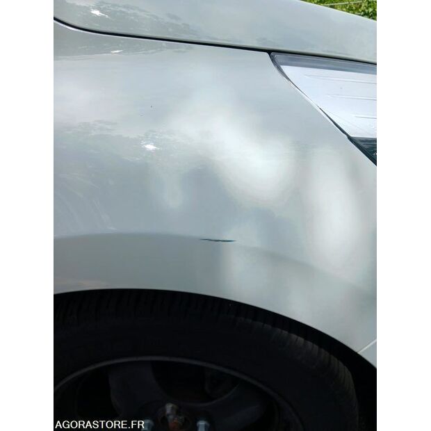 2016 رينو Clio-47993309