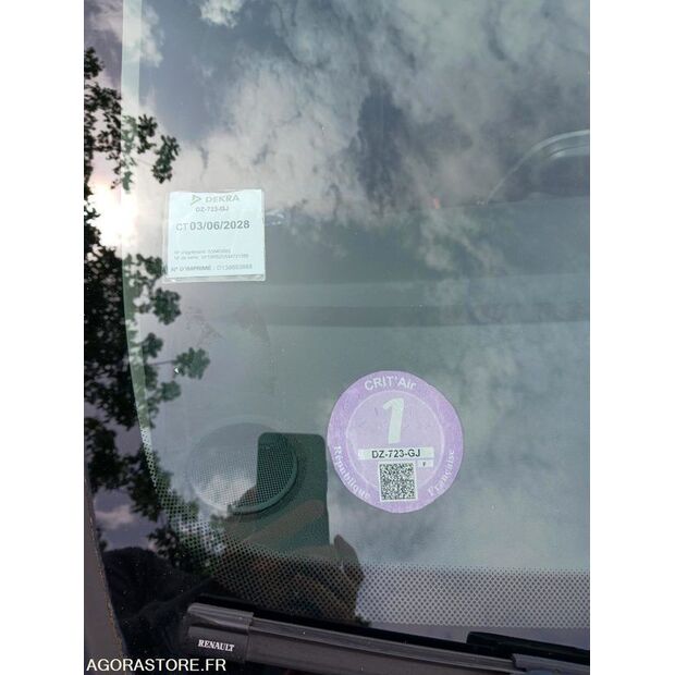 2016 رينو Clio-47993310