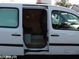 2010-renault-kangoo-1465107-47993341