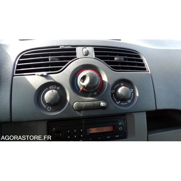 2010 Renault Kangoo-47993347