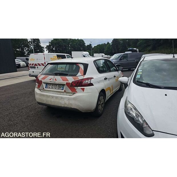 2016 Peugeot 308-47993408