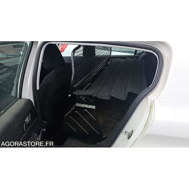 2016 Peugeot 308-47993410