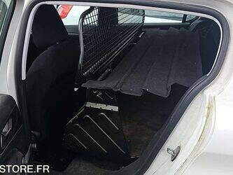 2016-peugeot-308-1465110-47993410