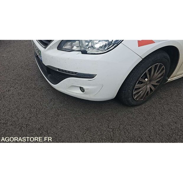2016 Peugeot 308-47993413
