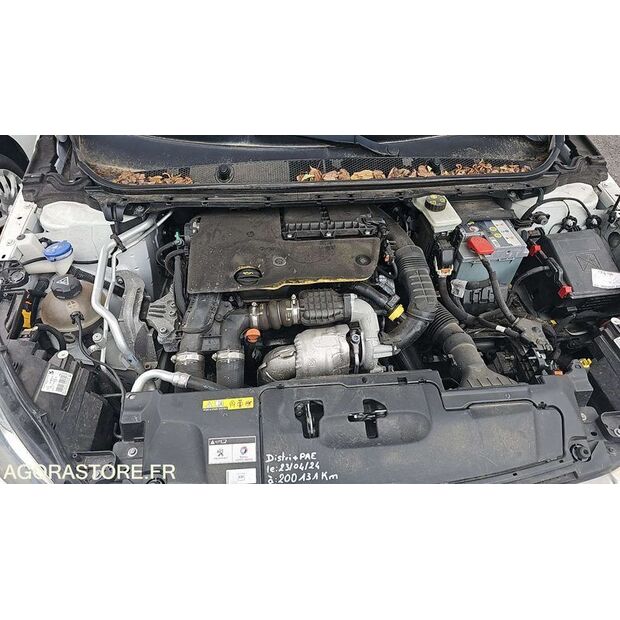 2016 Peugeot 308-47993416