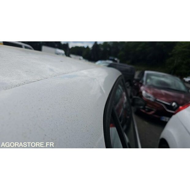 2016 Peugeot 308-47993417