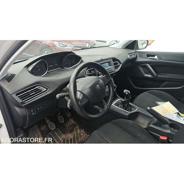 2016 Peugeot 308-47993419