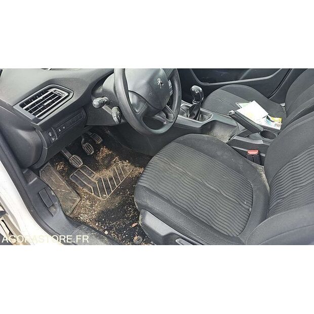 2016 Peugeot 308-47993423