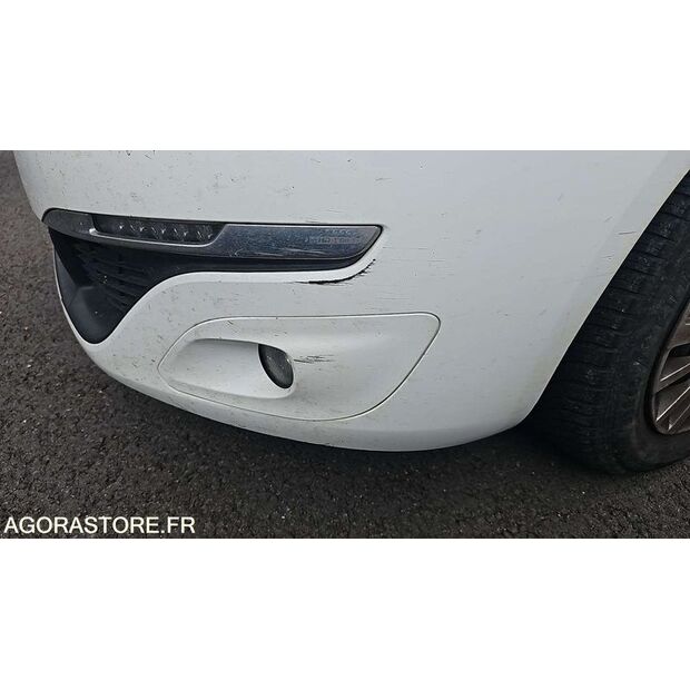 2016 Peugeot 308-47993425
