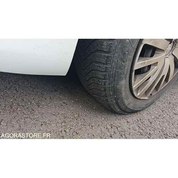 2016 Peugeot 308-47993426