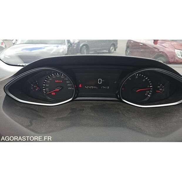 2016 Peugeot 308-47993436