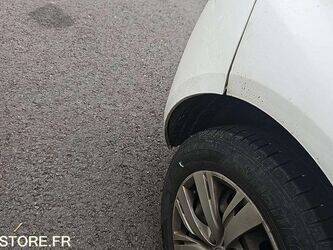 2016-peugeot-308-1465110-47993437