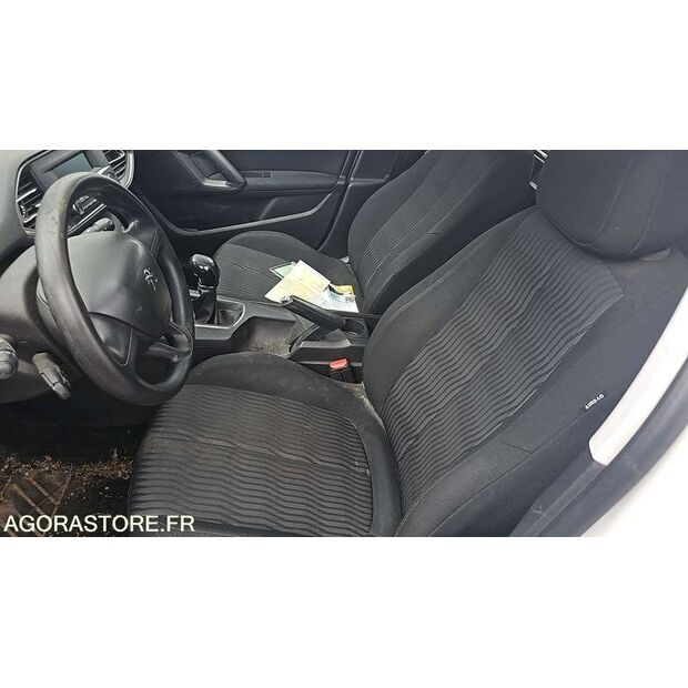 2016 Peugeot 308-47993438