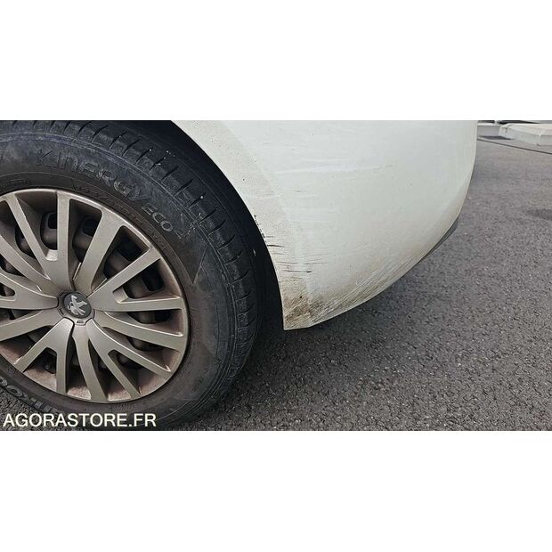 2016 Peugeot 308-47993441