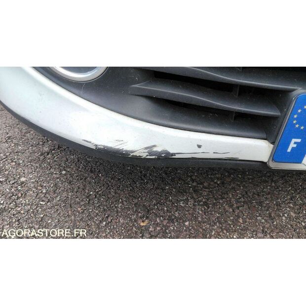 2013 رينو Clio-47993465