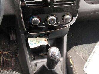 2013-renault-clio-1465111-47993467