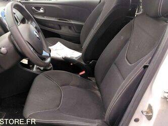 2013-renault-clio-1465111-47993474