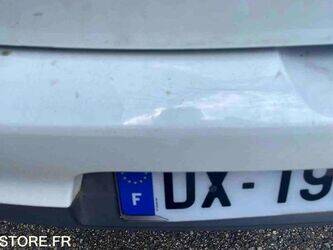 2015-renault-megane-1465114-47993567