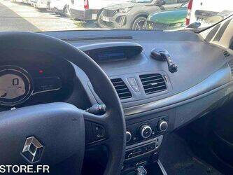 2015-renault-megane-1465114-47993583