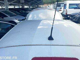 2015-renault-megane-1465114-47993587