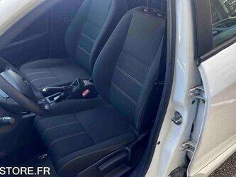 2015-renault-megane-1465114-47993588