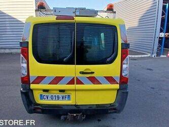 2013-citroen-jumpy-1465119-47993665
