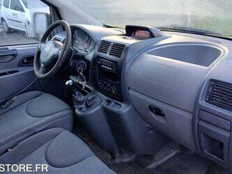 2013-citroen-jumpy-1465119-47993674