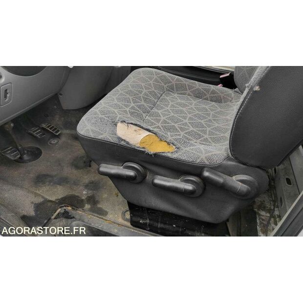 2010 Renault Master-47993697