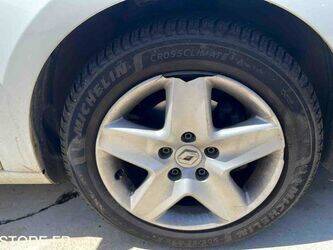2015-renault-megane-1465122-47993757