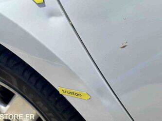 2015-renault-megane-1465122-47993759